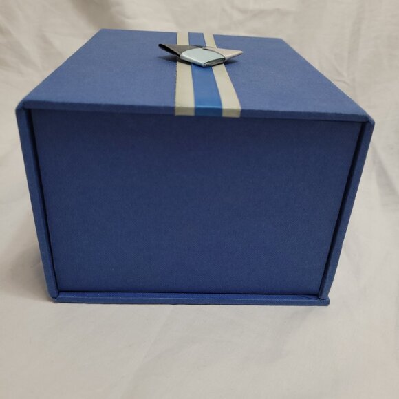 UN Peacekeeping Seoul Korea Magnetic Box Gift Empty Decorative Storage 6.5 x 5 - Picture 4 of 12